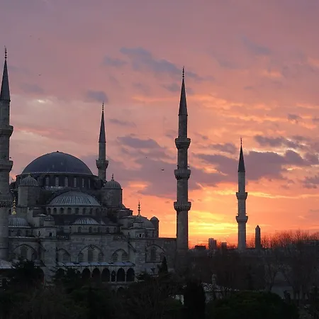 Golden Horn Hotel