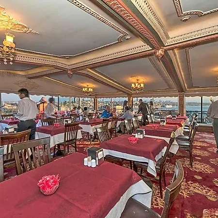 Golden Horn Hotel 4*