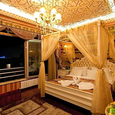 Golden Horn 4*