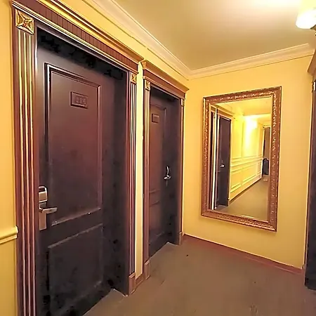 Golden Horn Hotel