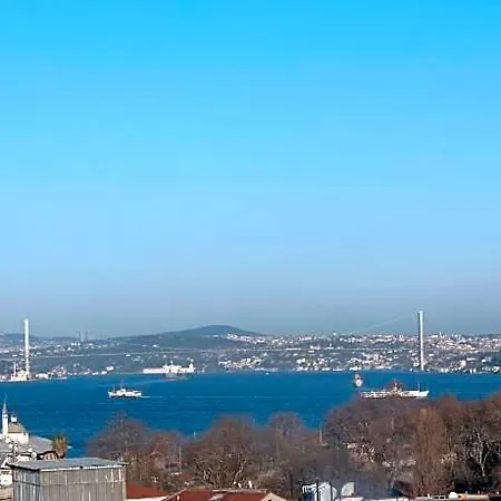 Golden Horn 4*