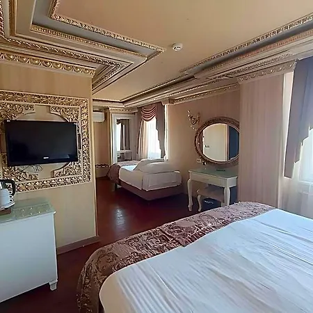 Hotel Golden Horn