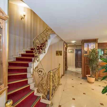 Golden Horn Hotell