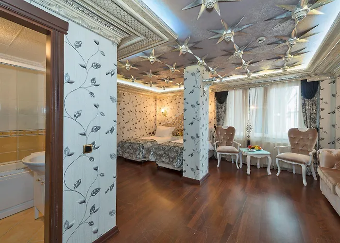 מלון Golden Horn 4*