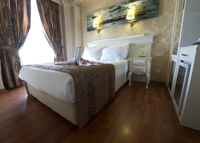 Golden Horn איסטמבול