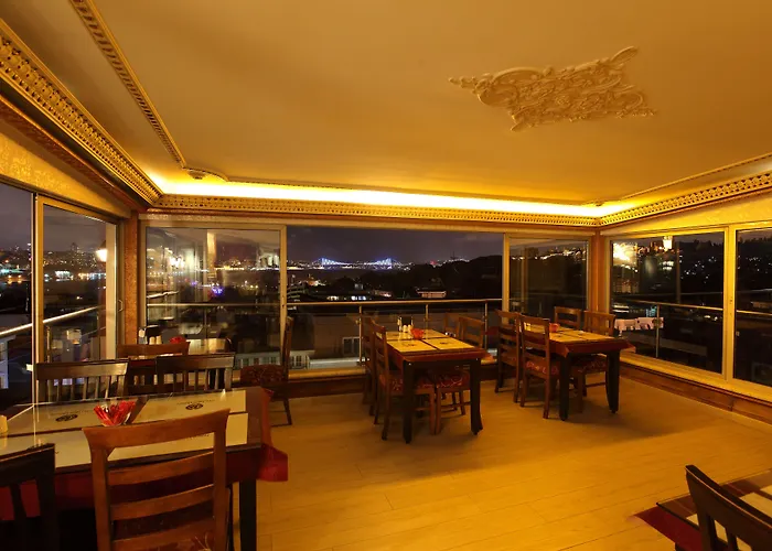 Golden Horn איסטמבול