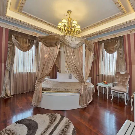 Golden Horn Hotell 4*