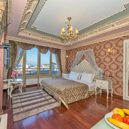 Golden Horn Hotell 4*