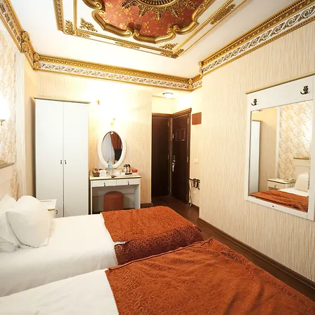 Golden Horn 4*